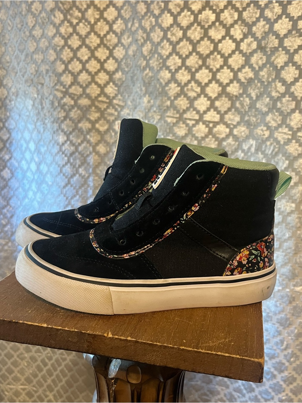 AIRWALK Little Girls Floral High Top - Black/Aqua - Size 13